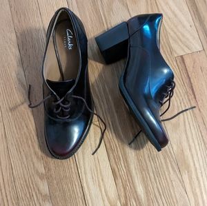 Clark's dark burgundy oxford
